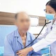 Ho kéo dài, người đàn ông tràn dịch màng tim nguy kịch vì biến chứng u phổi