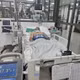Viên gạch rơi từ tầng 5 khiến nam công nhân chấn thương sọ não nguy kịch