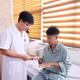Đang khỏe mạnh bỗng yếu tứ chi, nói khó vì hội chứng Guillain-Barré