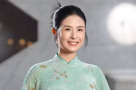 Hoa hậu Ngọc Hân và hành trình học tập sau đăng quang 