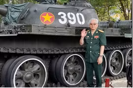 Người chỉ huy xe tăng 390 và giây phút 'mệnh lệnh từ trái tim'