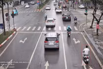 Camera AI phát hiện 23 trường hợp vượt đèn đỏ tại một nút giao ở Hà Nội