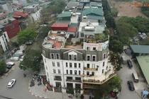 Cận cảnh các biệt thự ở KĐT mới Đại Kim cơi nới tầng tràn lan