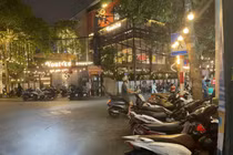 Chiếm dụng lòng đường, vỉa hè làm nơi để xe ở phường Đống Đa