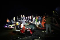 Tìm thấy thi thể 6 nạn nhân vụ chìm tàu trên hồ Thác Bà