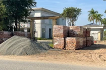 Bãi tập kết VLXD nhếch nhác, ô nhiễm tràn lan ở Tây Tựu giờ ra sao?