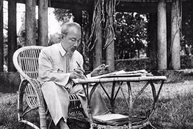 Bài học về phong cách sống tối giản của Bác Hồ còn nguyên giá trị