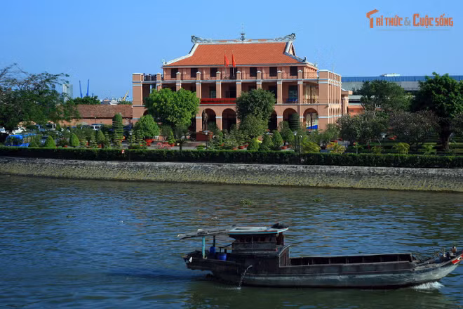 4 bài học cho thế hệ trẻ từ quyết định ra đi tìm đường cứu nước của Bác Hồ