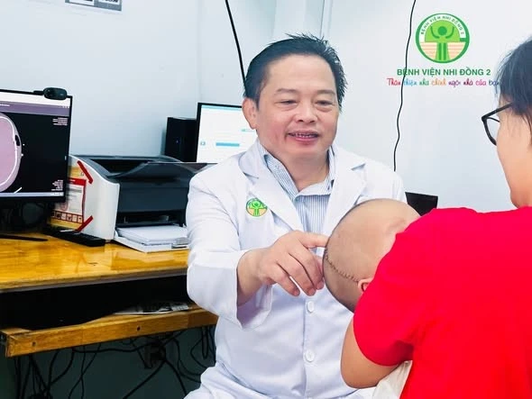 Nỗ lực tạo hình sọ mặt điều trị dị dạng khớp sọ cho trẻ