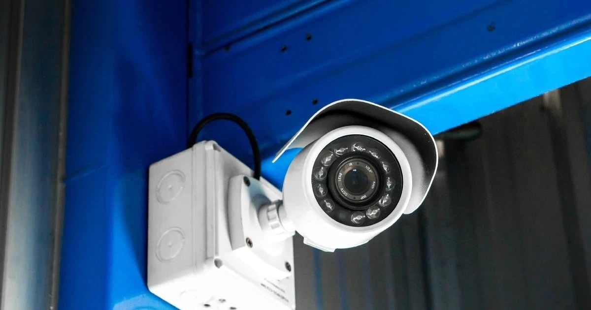 Camera an ninh quay lén người nổi tiếng, cảnh báo bảo mật