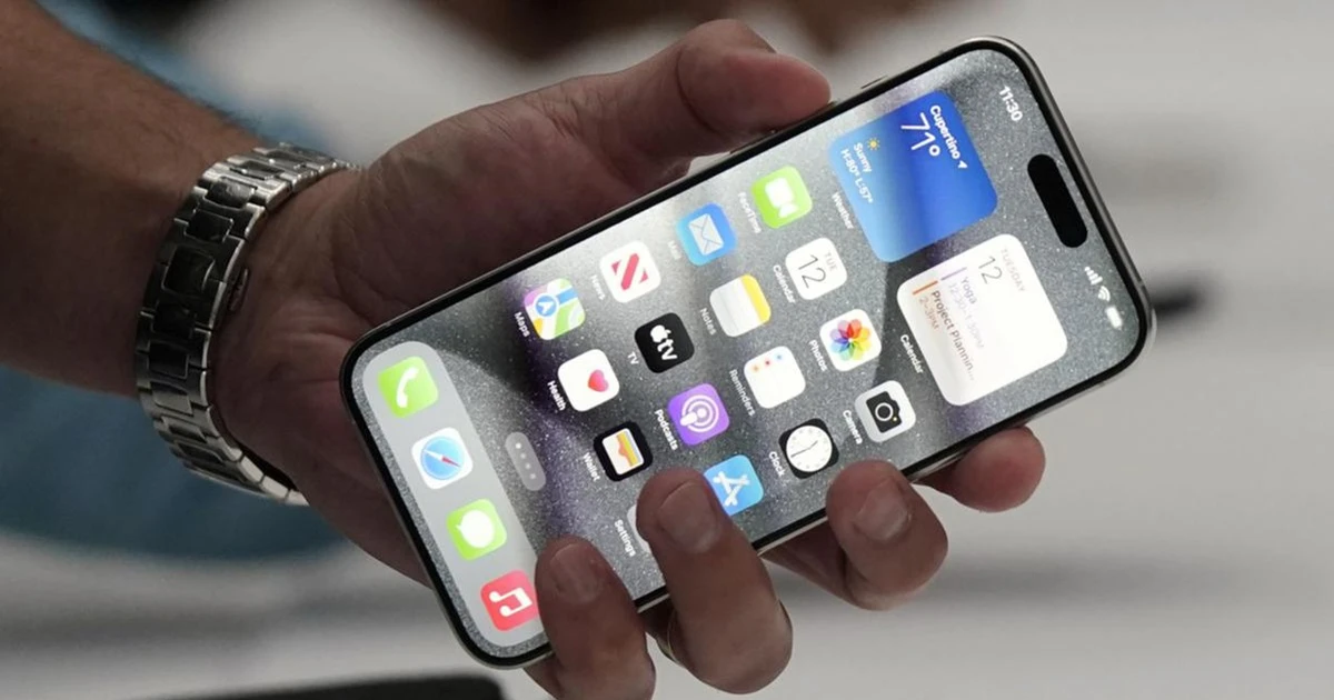 4 iPhone cũ đáng mua nhất sau khi iPhone 17 ra mắt