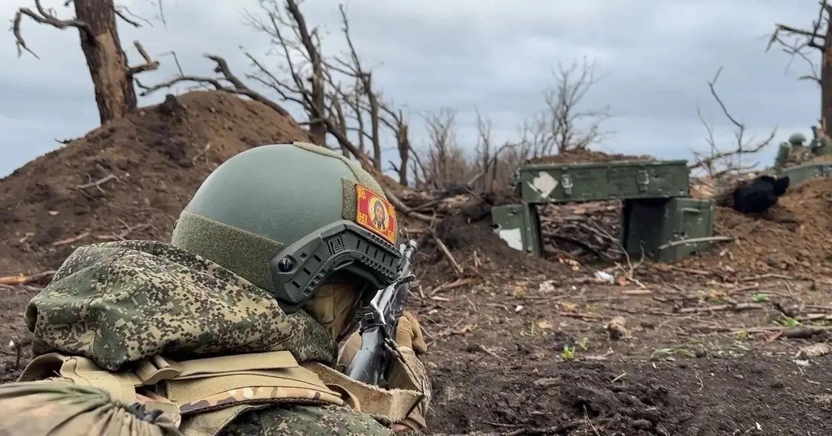 Trước sức ép tiến công của Nga, quân Ukraine lùi sâu về khu đô thị Myrnohrad