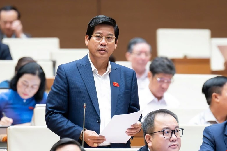 Quốc hội bàn về tăng lương cơ sở và cải thiện đời sống cán bộ