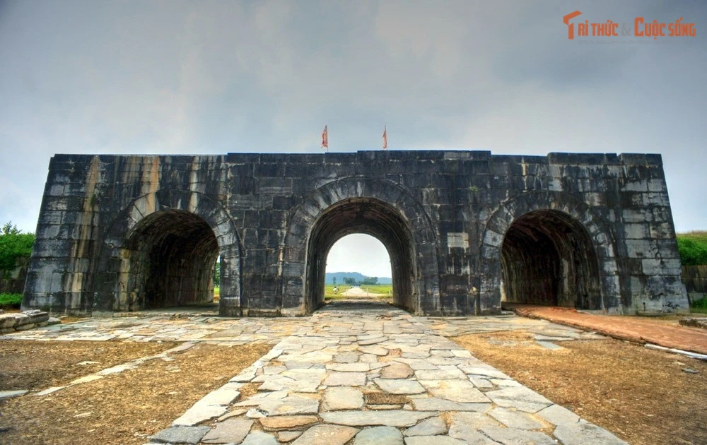 Khám phá sự kỳ vĩ ẩn sau tòa thành đá có một không hai Việt Nam