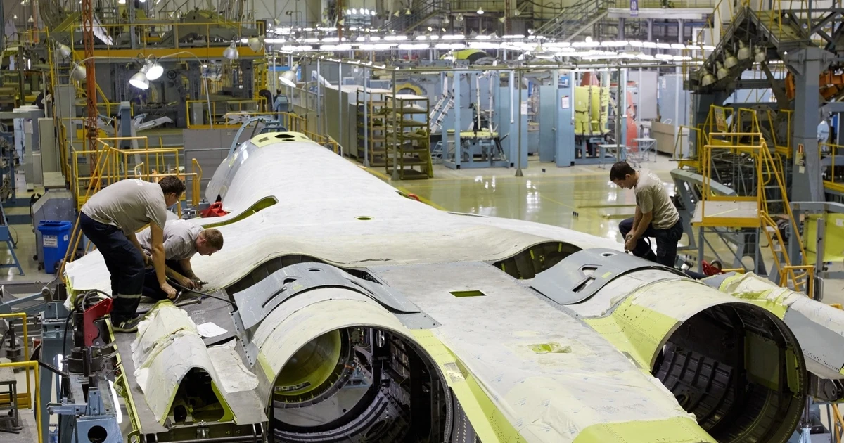 Nga đẩy nhanh sản xuất hàng loạt siêu chiến đấu cơ Su-57