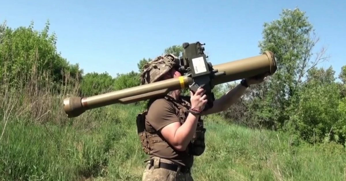 Anh chuyển tên lửa phòng không dẫn đường laser cho Ukraine