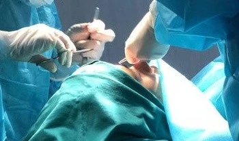 Cảnh báo dịch vụ thẩm mỹ 'siêu tốc' dịp cuối năm