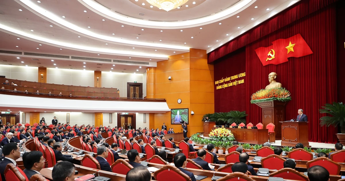 Thông cáo báo chí ngày làm việc thứ hai và bế mạc Hội nghị Trung ương 14