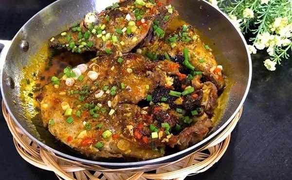 Cách ăn cá an toàn cho từng nhóm người