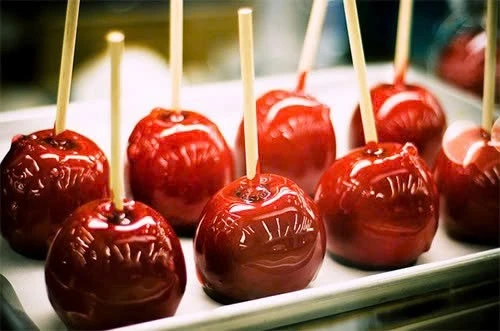 Cách làm kẹo táo caramel cực dễ, ai cũng có thể trổ tài mùa Halloween