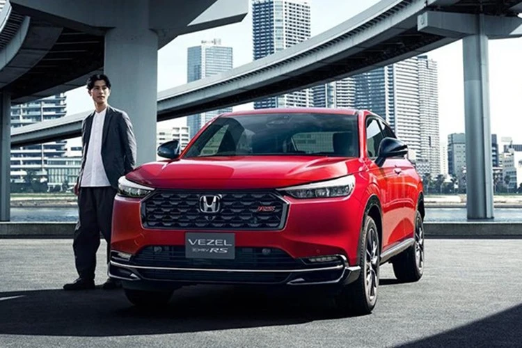 Ra mắt Honda HR-V e:HEV RS 2026 nâng cấp, thêm dẫn động 4 bánh