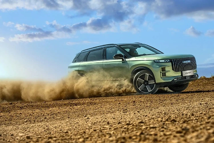 Jaecoo J7 AWD Individual, lựa chọn mới trong phân khúc C