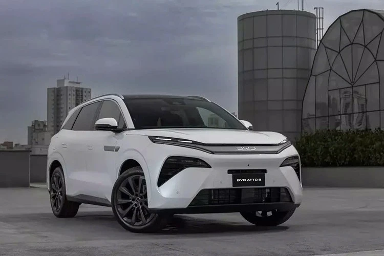 BYD Sealion 8 2026 ra mắt, chạy được 370 km chỉ sau 5 phút sạc