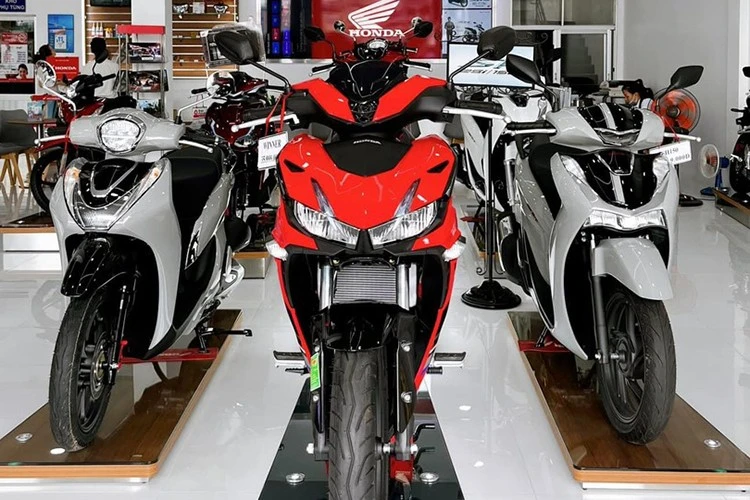 Xe ga Honda SH tại Việt Nam "xả hàng" giảm tới hơn 24 triệu đồng