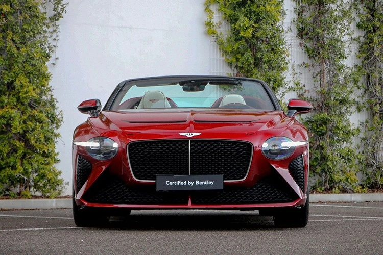 Mới chạy hơn 1.000 km, Bentley siêu hiếm khiến chủ xe lỗ hơn 1 triệu USD