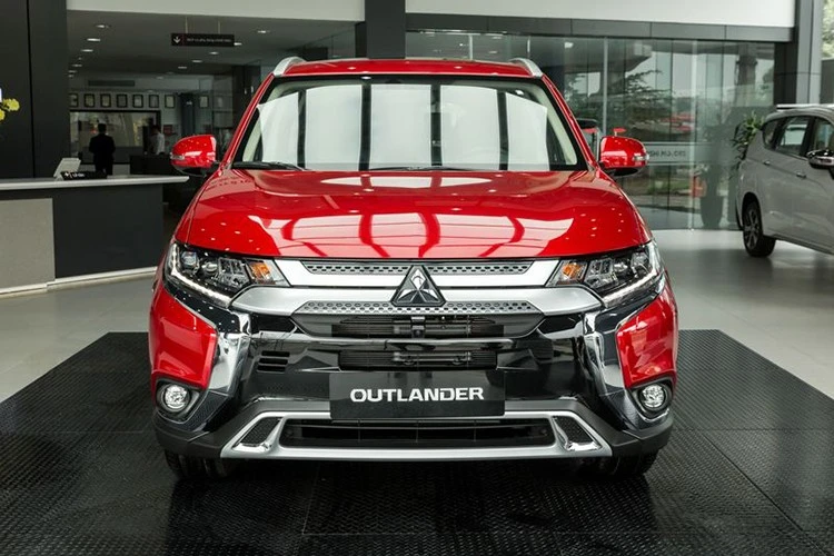 Mitsubishi Outlander đã ngừng bán tại Việt Nam?