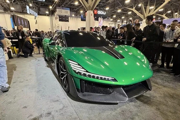 Hãng máy hút bụi Trung Quốc ra mắt siêu xe mạnh 1.876 mã lực