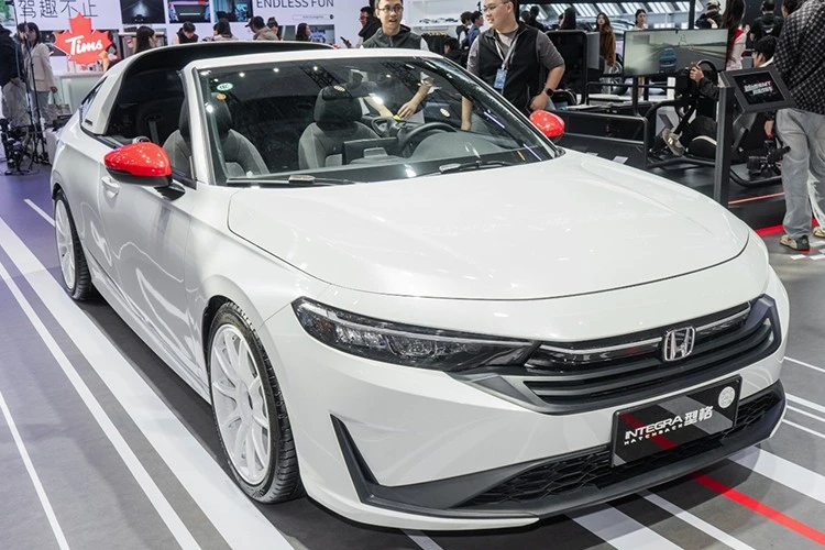 Tận mục Honda Integra Hatchback mui trần 2 cửa cực chất cho dân chơi