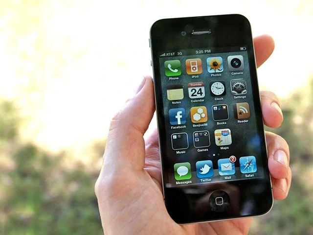 iPhone 4 hồi sinh, Gen Z săn lùng chụp ảnh hoài cổ