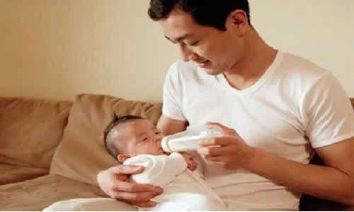 Liệu bố có bị trầm cảm sau khi có con?