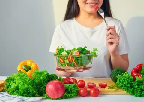 Tác hại của ăn vội, cách khắc phục