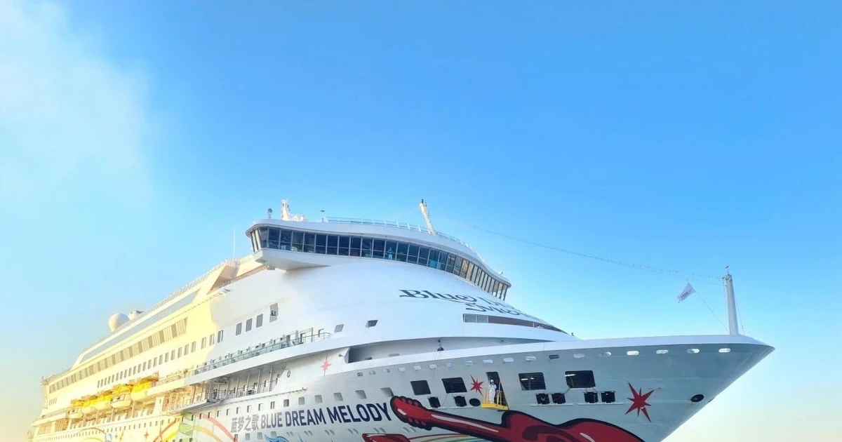 Dòng khách Trung Quốc trở lại: Cảng tàu quốc tế Hạ Long đón gần 2.000 khách