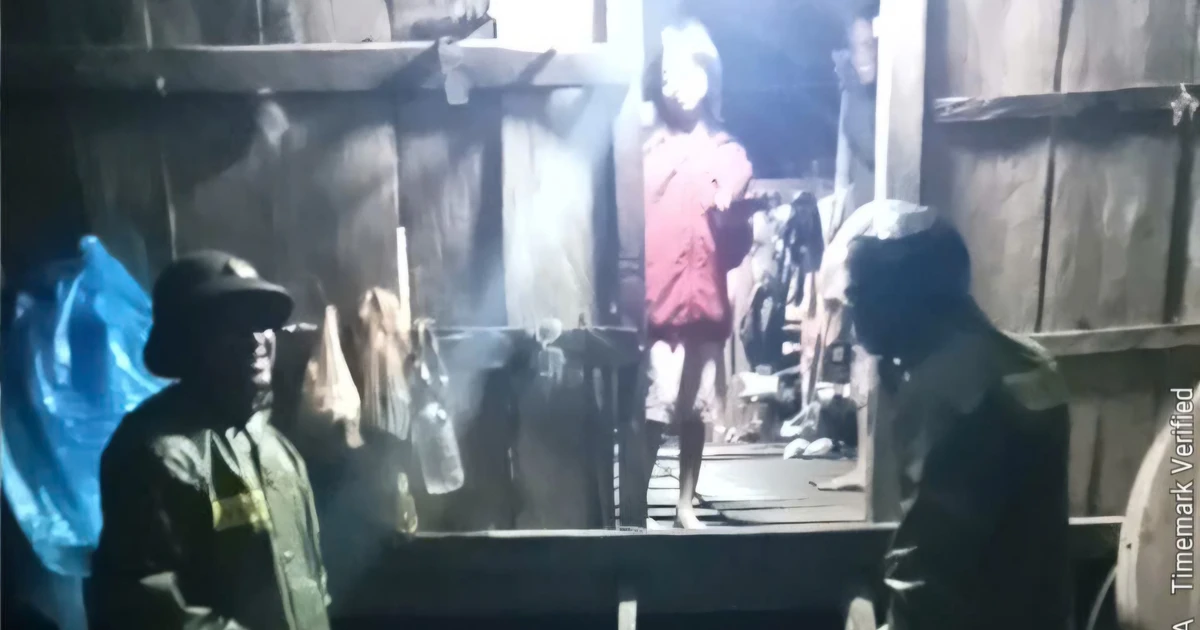 Núi đe sạt lở, xã miền núi Quảng Ngãi sơ tán trong đêm