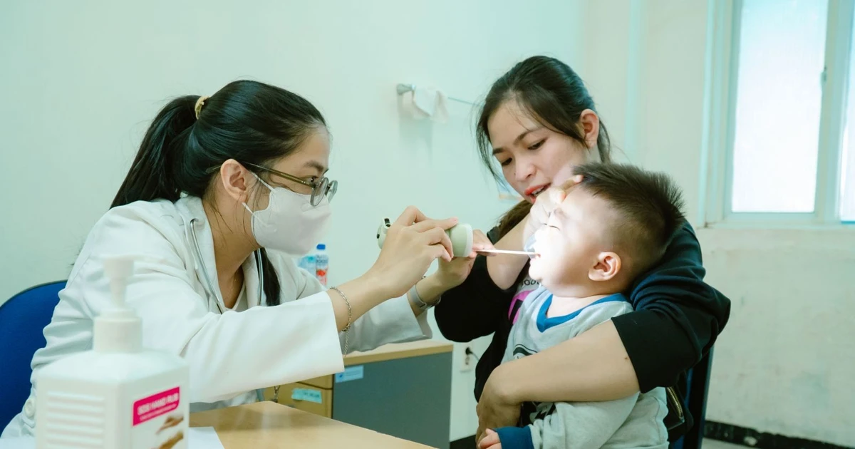 Bệnh nhi nhập viện tăng gấp 3 lần, cách gì phòng bệnh mùa thu đông?