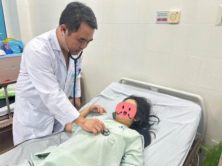 Chạy đua với tử thần cứu sản phụ thai ngoài tử cung vỡ, mất 2000 ml máu