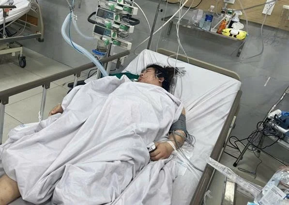 Cứu hai mẹ con sản phụ thai 26 tuần, hội chứng HELLP biến chứng thần kinh