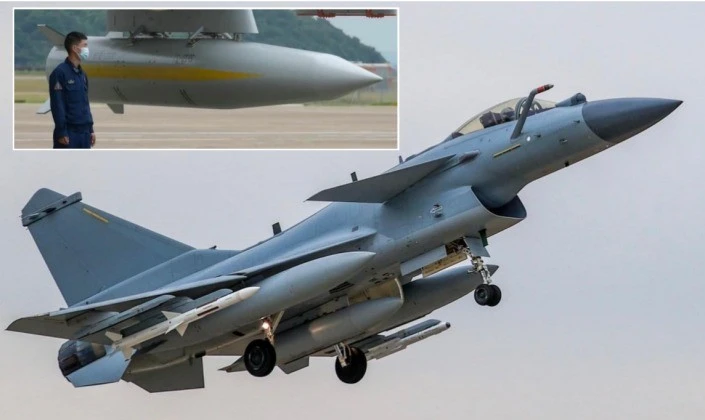 Tiêm kích J-10C Trung Quốc lần đầu tích hợp tên lửa đạn đạo chống hạm
