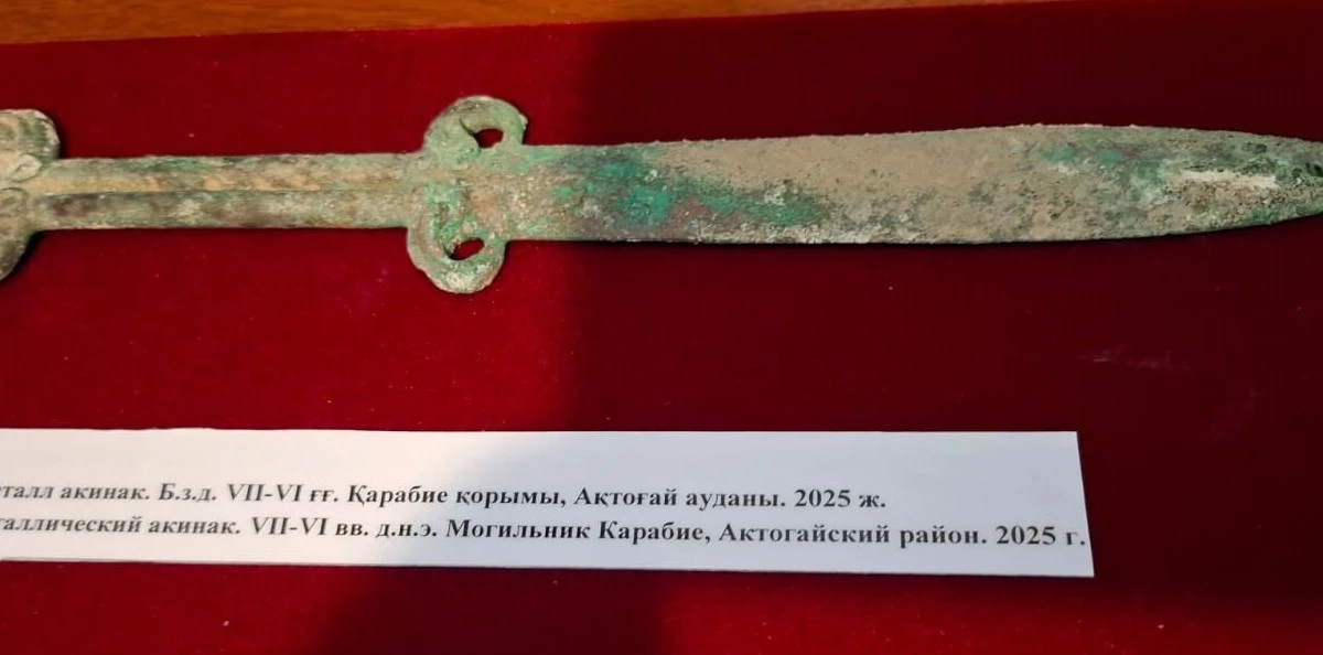 Phát hiện ngôi mộ cổ kỳ lạ của chiến binh Saka tại Kazakhstan