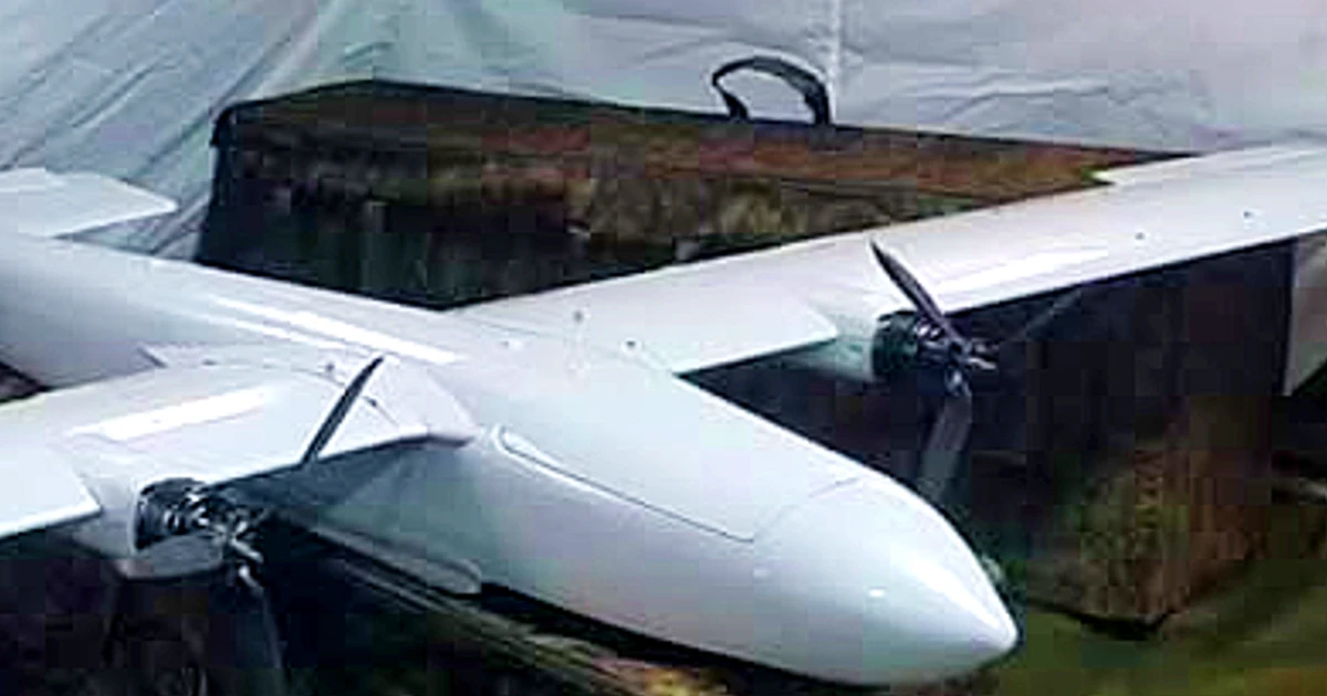 Nga giới thiệu máy bay không người lái chiến thuật hai động cơ mới