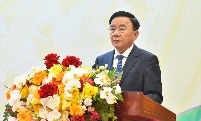 Ban Bí thư nghiêm cấm dùng công quỹ biếu, tặng quà Tết cho lãnh đạo