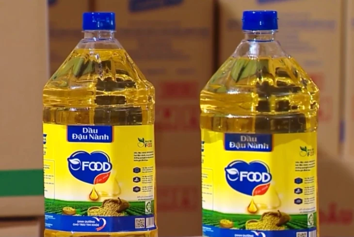 Bê bối thực phẩm năm 2025: Dầu ăn gia súc dành cho người, sữa giả gây lo ngại