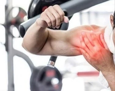 Nguy cơ chèn ép dây thần kinh khi tập tạ, cách phòng tránh