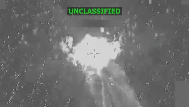 Mỹ tấn công 3 tàu nghi chở ma túy, 8 người thiệt mạng