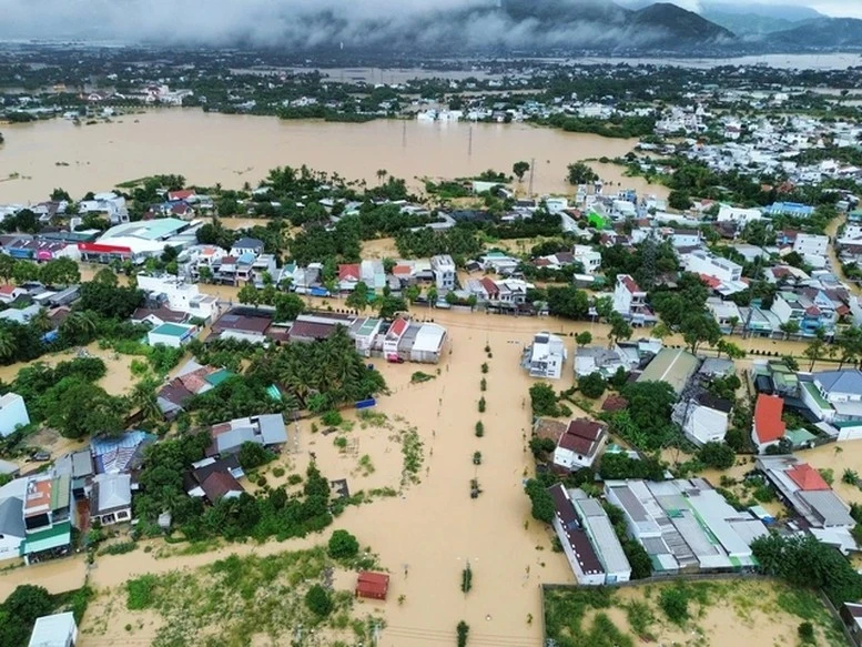 Cục An toàn thực phẩm yêu cầu phòng chống ngộ độc mùa mưa lũ tại miền Trung