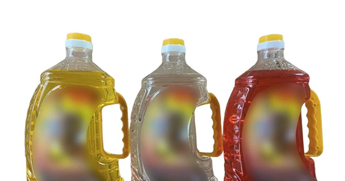 Bé trai 2 tuổi suy hô hấp nặng do uống nhầm dầu thắp đèn