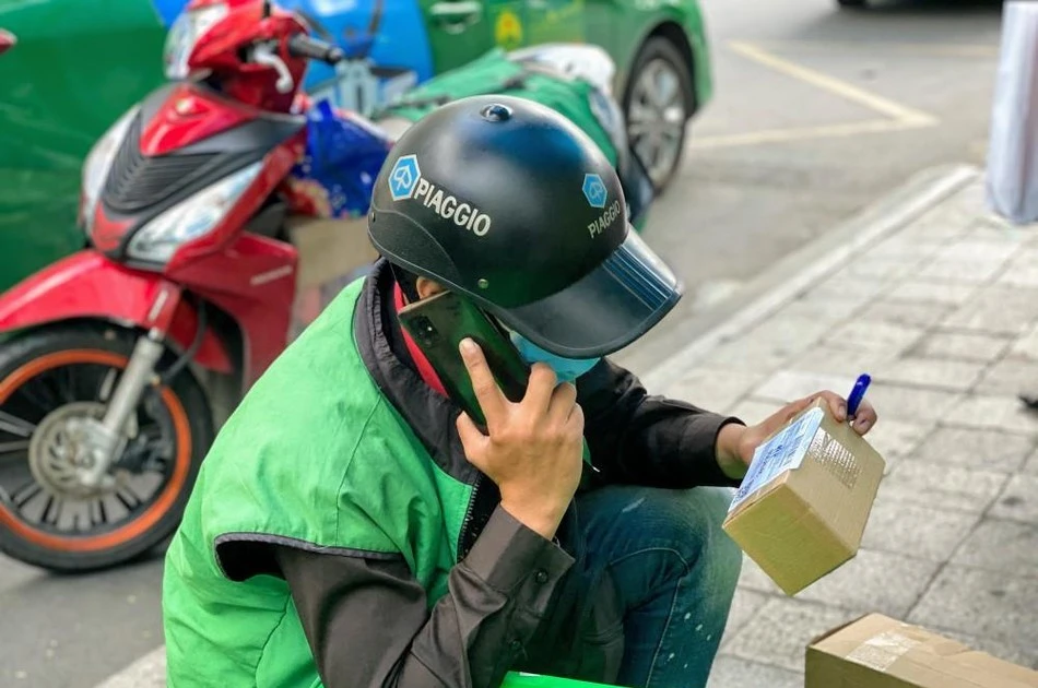 Cảnh giác với thủ đoạn lừa đảo mới liên quan đến shipper giao hàng
